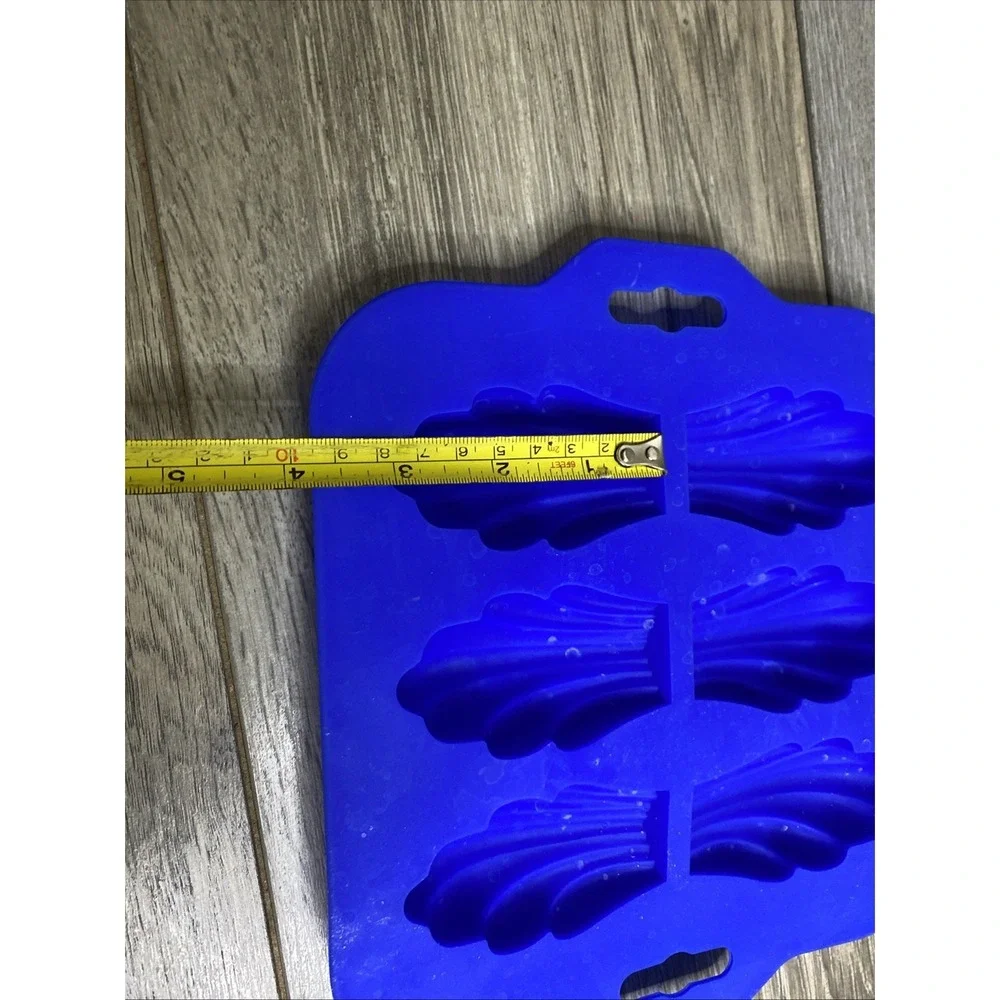 Blue Silicone Madeleine Pan‎ 6 Cavity Shell Shape Baking Mold Non-Stick Tray